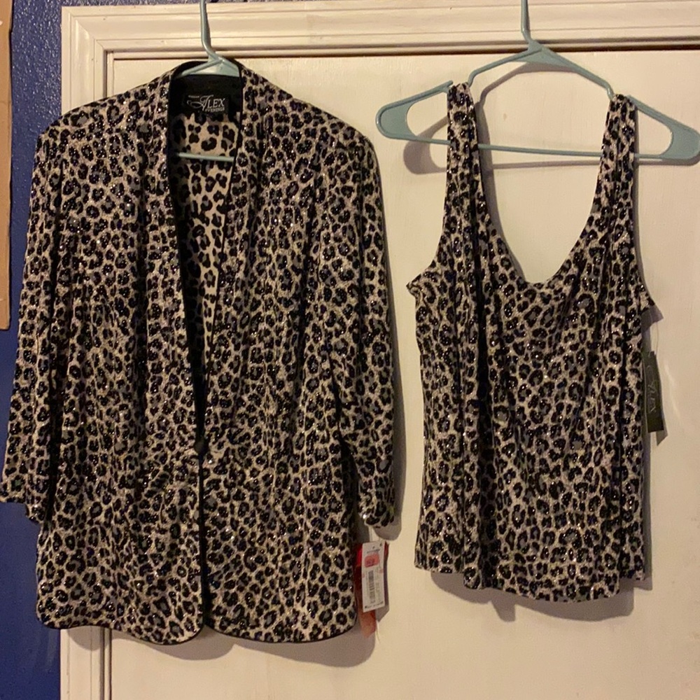 Two piece evening set. 2X